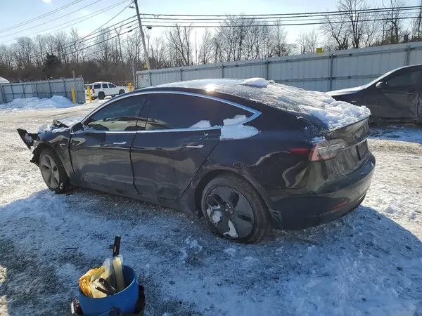 5YJ3E1EA9JF173122 2018 TESLA MODEL 3 - Image 2
