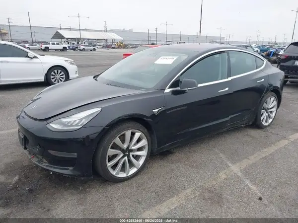 5YJ3E1EA9JF176067 2018 TESLA MODEL 3 - Image 2