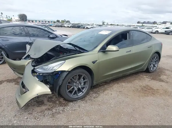 5YJ3E1EA9KF190374 2019 TESLA MODEL 3 - Image 2