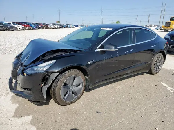 5YJ3E1EA9KF193033 2019 TESLA MODEL 3 - Image 1