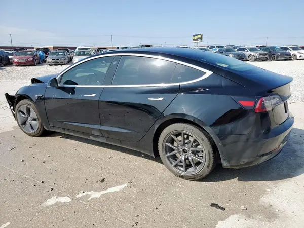 5YJ3E1EA9KF193033 2019 TESLA MODEL 3 - Image 2
