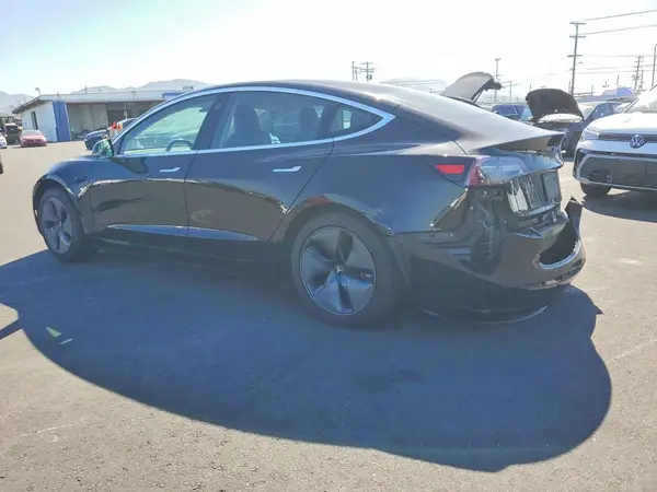 5YJ3E1EA9KF196921 2019 TESLA MODEL 3 - Image 2