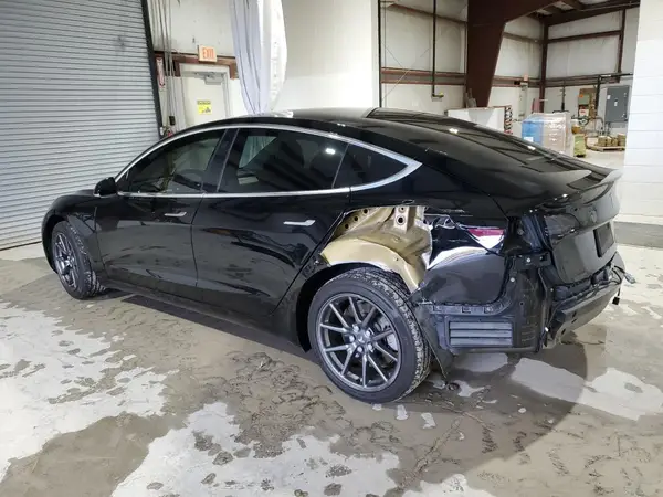 5YJ3E1EA9KF297523 2019 TESLA MODEL 3 - Image 2
