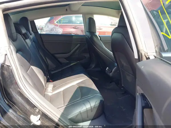 5YJ3E1EA9KF300629 2019 TESLA MODEL 3 - Image 8