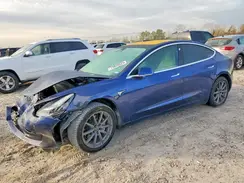 5YJ3E1EA9KF302011 2019 TESLA MODEL 3