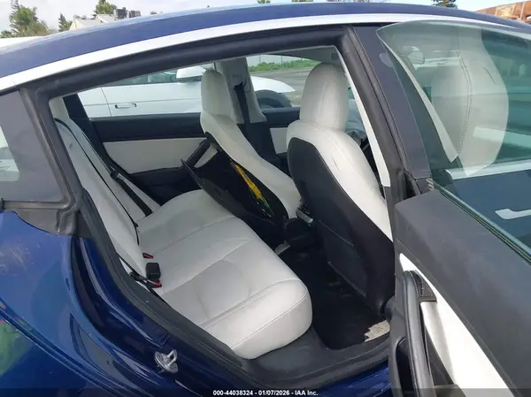 5YJ3E1EA9KF302574 2019 TESLA MODEL 3 - Image 8