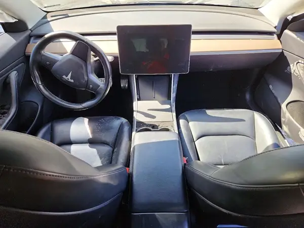 5YJ3E1EA9KF304258 2019 TESLA MODEL 3 - Image 8