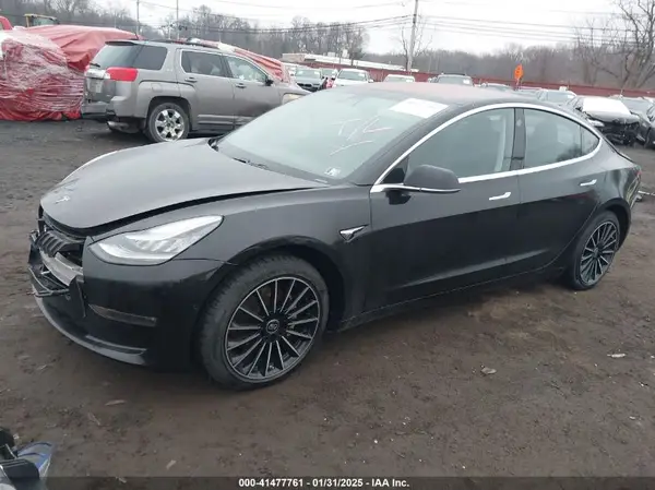 5YJ3E1EA9KF304423 2019 TESLA MODEL 3 - Image 2