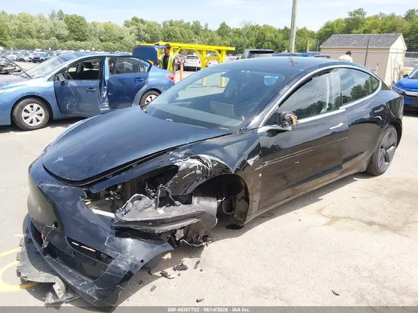 5YJ3E1EA9KF306625 2019 TESLA MODEL 3 - Image 2