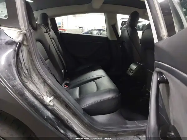 5YJ3E1EA9KF306687 2019 TESLA MODEL 3 - Image 8