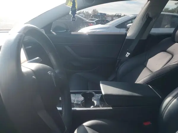 5YJ3E1EA9KF309010 2019 TESLA MODEL 3 - Image 8