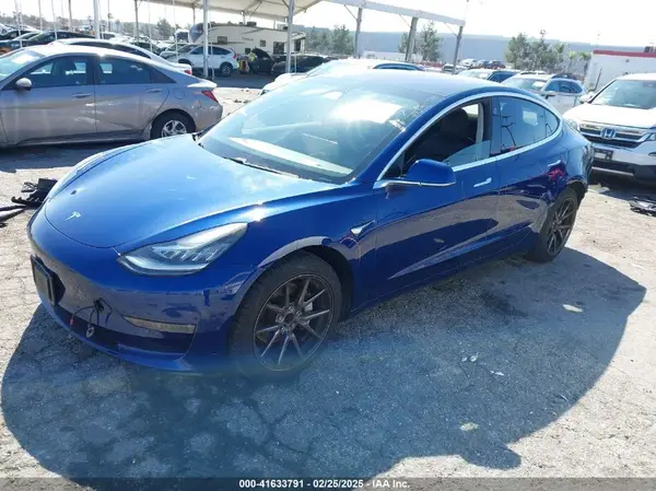5YJ3E1EA9KF309170 2019 TESLA MODEL 3 - Image 2