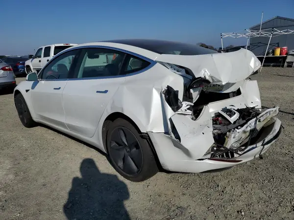 5YJ3E1EA9KF309721 2019 TESLA MODEL 3 - Image 2