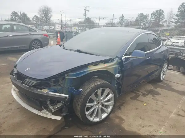 5YJ3E1EA9KF311646 2019 TESLA MODEL 3 - Image 2