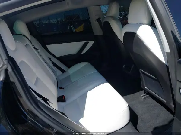 5YJ3E1EA9KF311999 2019 TESLA MODEL 3 - Image 8