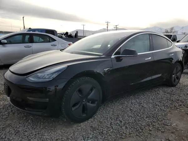 5YJ3E1EA9KF323652 2019 TESLA MODEL 3 - Image 1