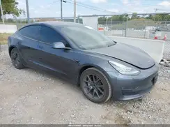 5YJ3E1EA9KF324302 2019 TESLA MODEL 3
