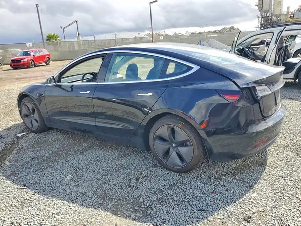 5YJ3E1EA9KF324588 2019 TESLA MODEL 3 - Image 2