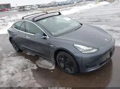 5YJ3E1EA9KF325661 2019 TESLA MODEL 3