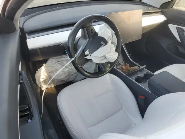 5YJ3E1EA9KF327216 2019 TESLA MODEL 3 - Image 8