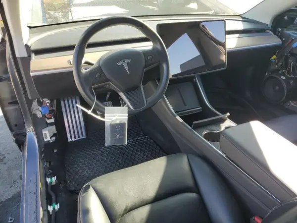 5YJ3E1EA9KF338197 2019 TESLA MODEL 3 - Image 8