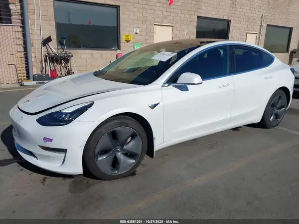 5YJ3E1EA9KF345988 2019 TESLA MODEL 3 - Image 2