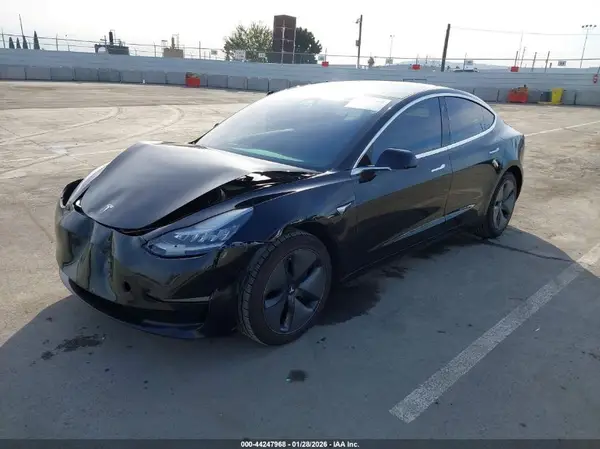 5YJ3E1EA9KF394625 2019 TESLA MODEL 3 - Image 2