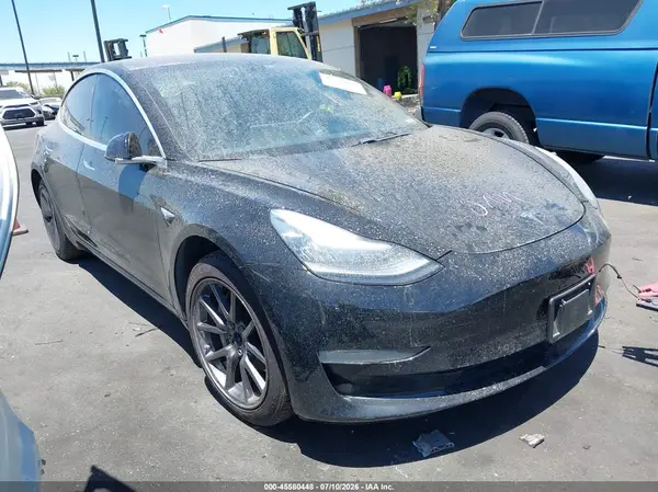5YJ3E1EA9KF394737 2019 TESLA MODEL 3 - Image 1