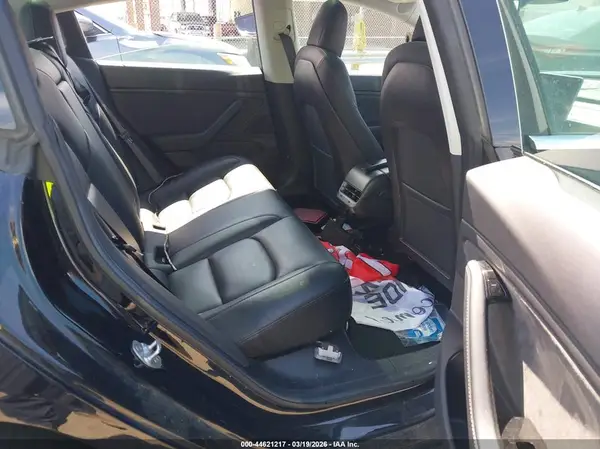 5YJ3E1EA9KF395659 2019 TESLA MODEL 3 - Image 8