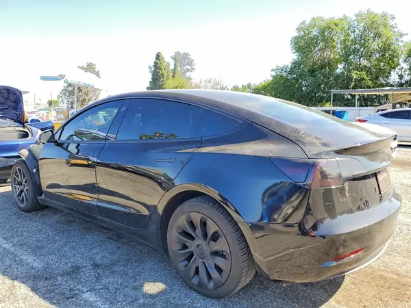 5YJ3E1EA9KF396049 2019 TESLA MODEL 3 - Image 2