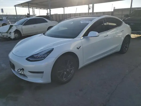 5YJ3E1EA9KF397265 2019 TESLA MODEL 3 - Image 1