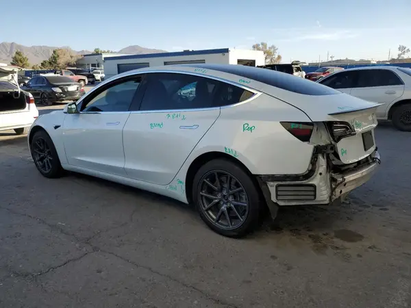 5YJ3E1EA9KF397265 2019 TESLA MODEL 3 - Image 2