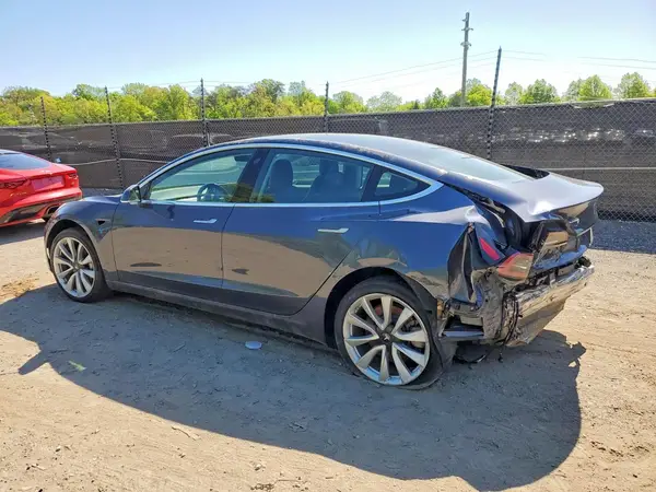 5YJ3E1EA9KF397587 2019 TESLA MODEL 3 - Image 2