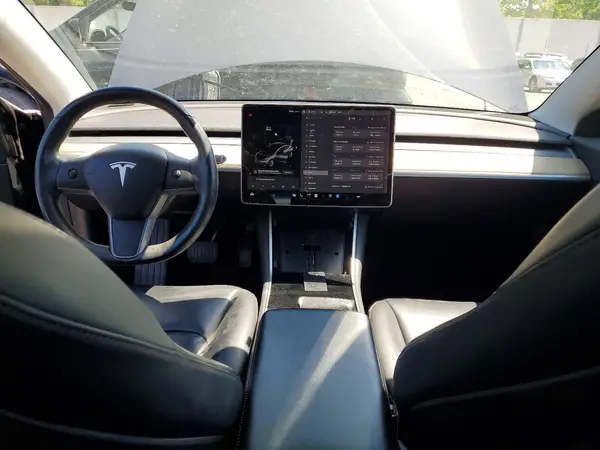 5YJ3E1EA9KF397587 2019 TESLA MODEL 3 - Image 8