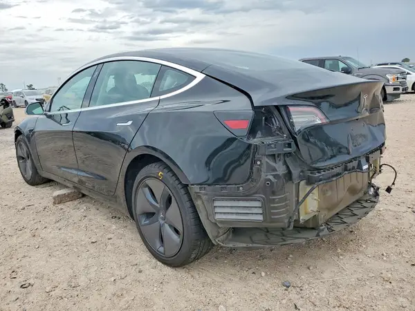 5YJ3E1EA9KF397718 2019 TESLA MODEL 3 - Image 2