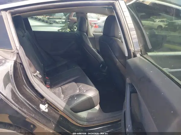 5YJ3E1EA9KF398464 2019 TESLA MODEL 3 - Image 8