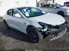 5YJ3E1EA9KF431821 2019 TESLA MODEL 3