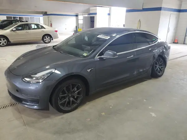 5YJ3E1EA9KF435397 2019 TESLA MODEL 3 - Image 1
