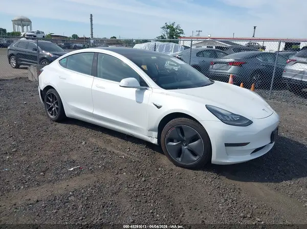 5YJ3E1EA9KF466858 2019 TESLA MODEL 3 - Image 1