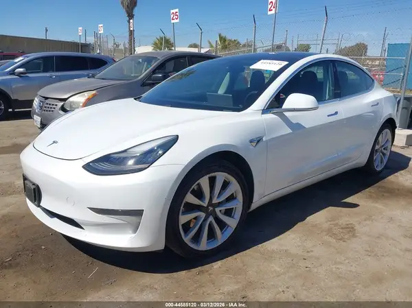 5YJ3E1EA9KF472515 2019 TESLA MODEL 3 - Image 2