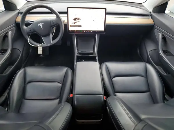 5YJ3E1EA9KF485104 2019 TESLA MODEL 3 - Image 8