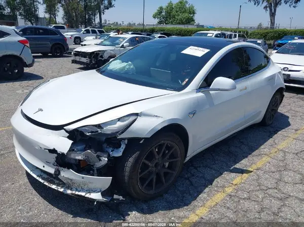 5YJ3E1EA9KF485278 2019 TESLA MODEL 3 - Image 2