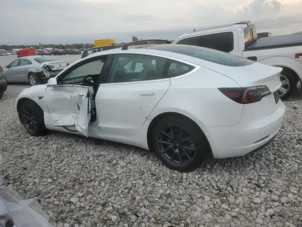 5YJ3E1EA9KF486169 2019 TESLA MODEL 3 - Image 2