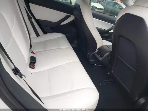 5YJ3E1EA9KF486432 2019 TESLA MODEL 3 - Image 8
