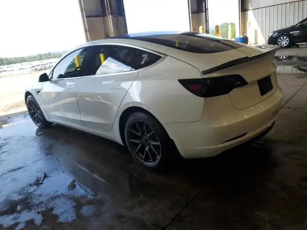 5YJ3E1EA9KF509241 2019 TESLA MODEL 3 - Image 2