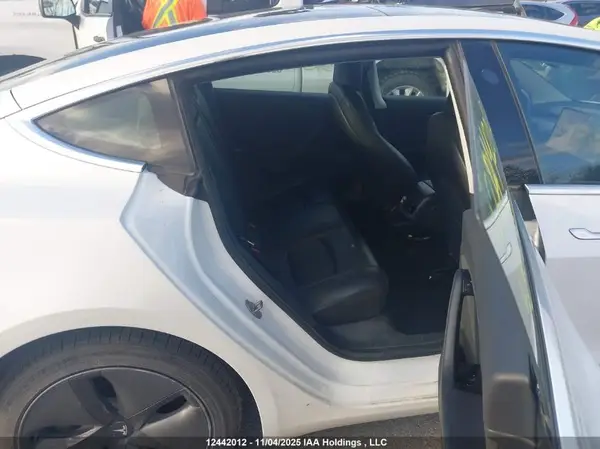 5YJ3E1EA9KF515024 2019 TESLA MODEL 3 - Image 8