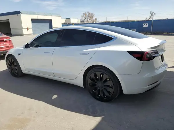 5YJ3E1EA9KF529893 2019 TESLA MODEL 3 - Image 2