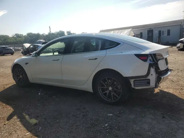 5YJ3E1EA9LF504770 2020 TESLA MODEL 3 - Image 2