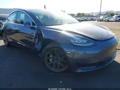5YJ3E1EA9LF597189 2020 TESLA MODEL 3