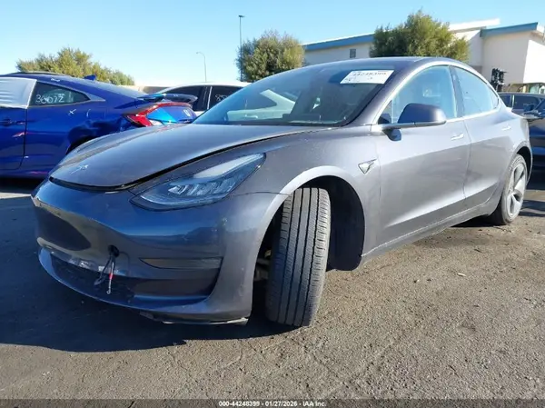 5YJ3E1EA9LF597189 2020 TESLA MODEL 3 - Image 2